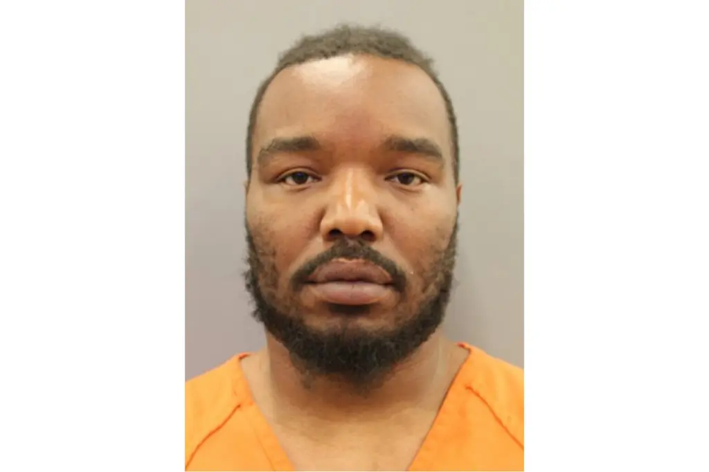 Homem é preso após gravar ataques contra pessoas em situação de rua com pistola de água motorizada em Houston