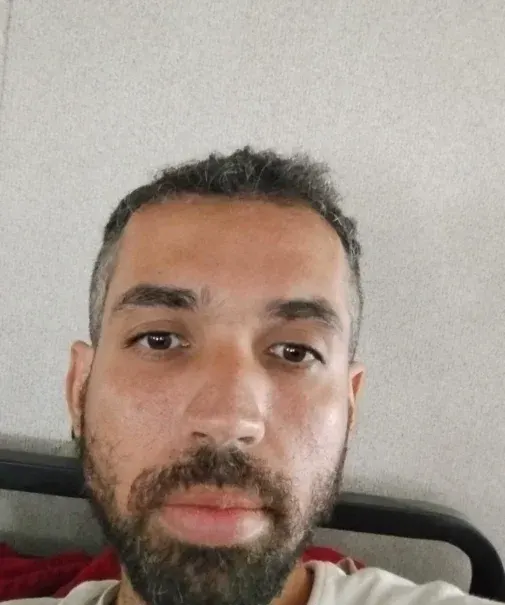 Família brasileira procura por filho desaparecido em Los Angeles e pede ajuda da comunidade