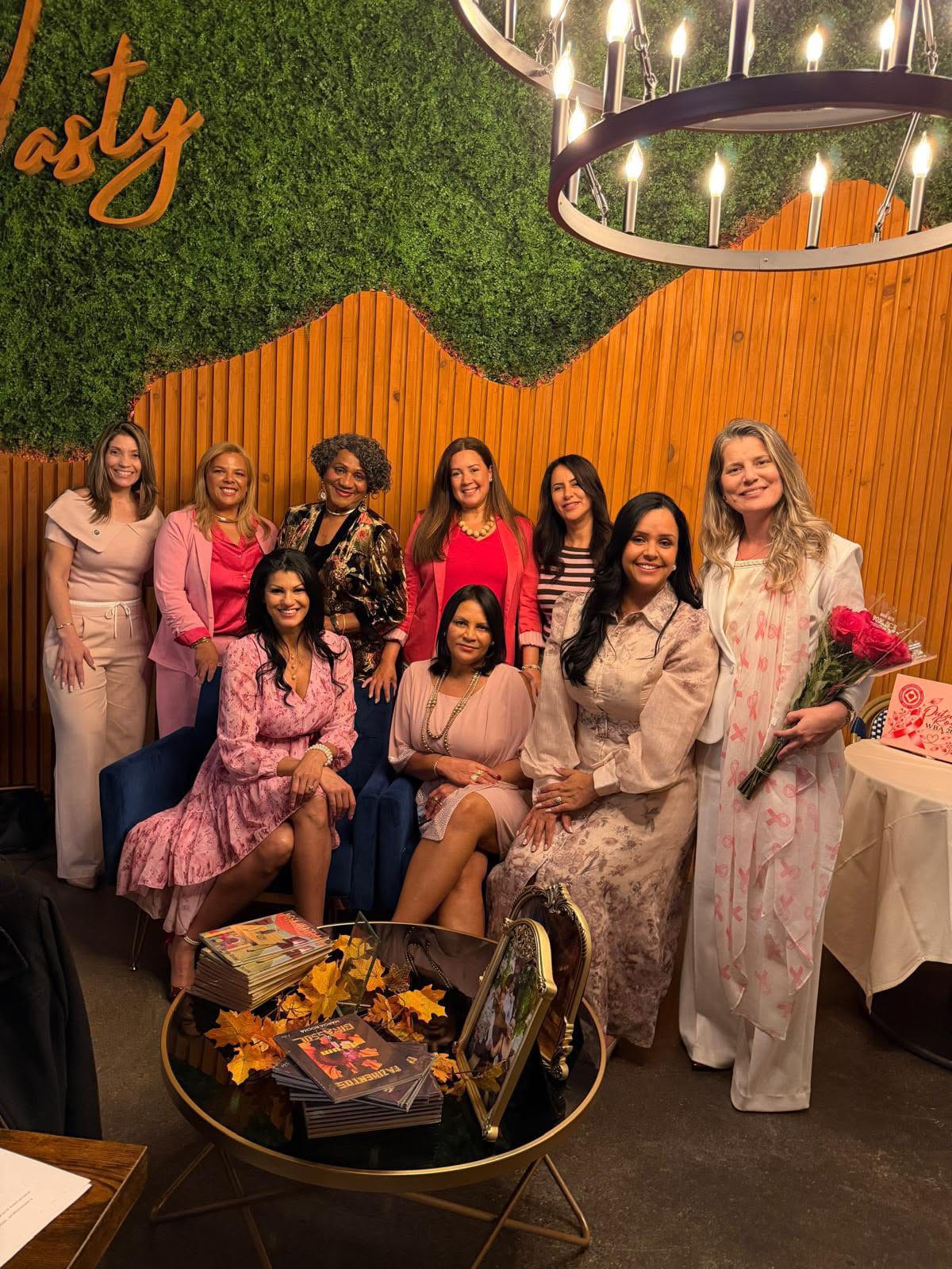 Outubro Rosa da WBA reúne mulheres e homens em noite de conscientização e solidariedade